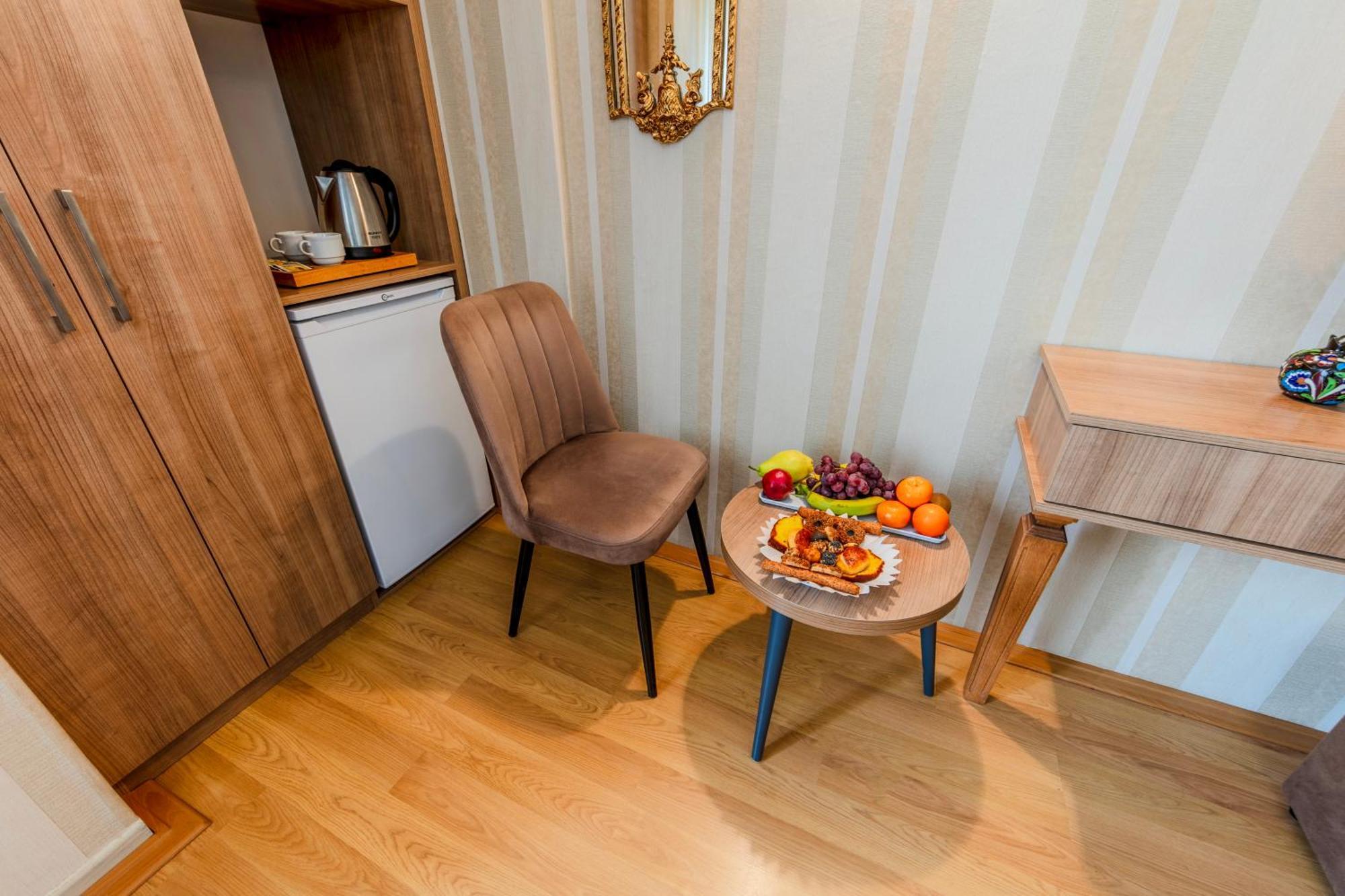 Hamit Hotel Istanbul Exterior foto