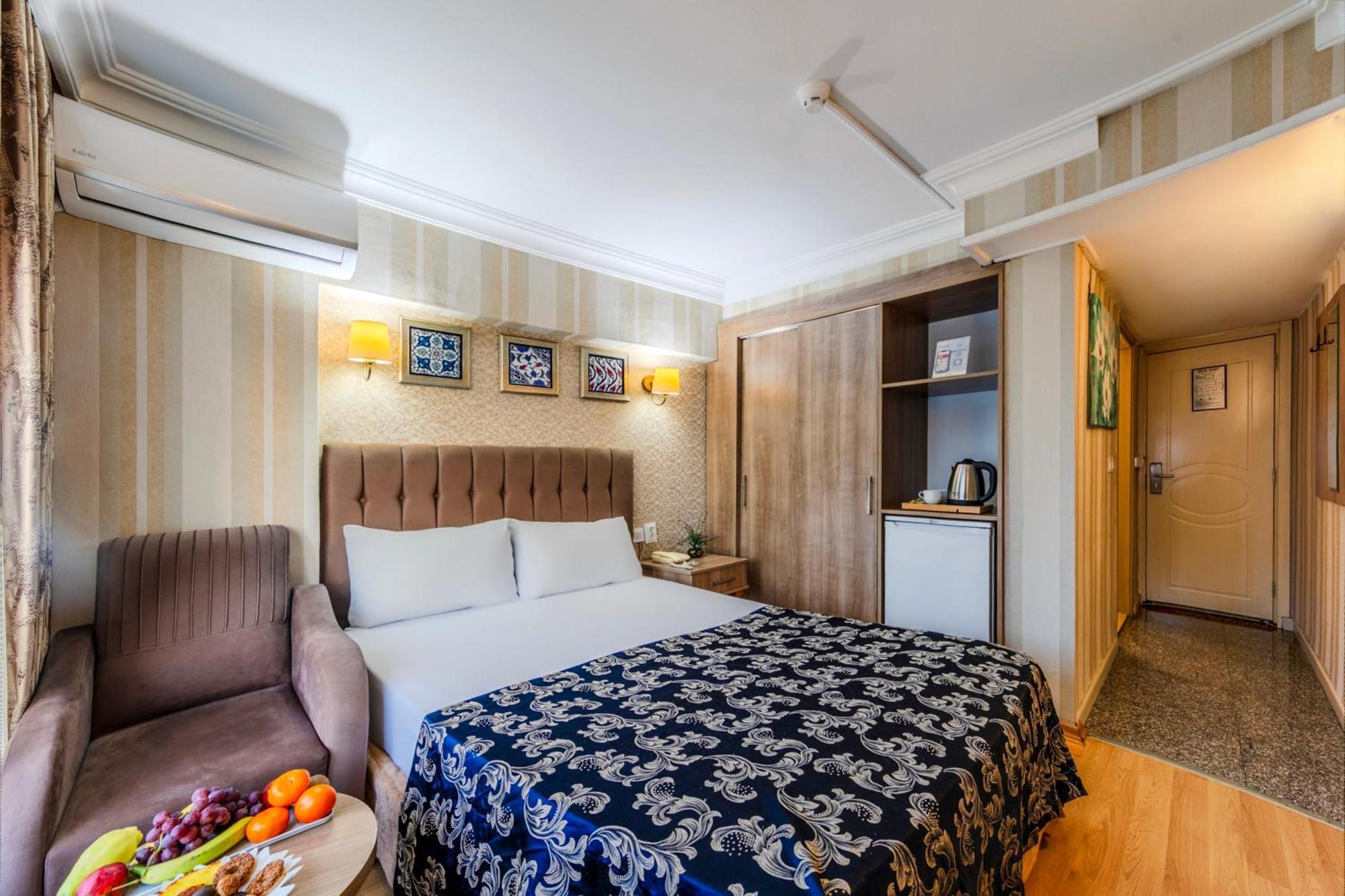 Hamit Hotel Istanbul Exterior foto