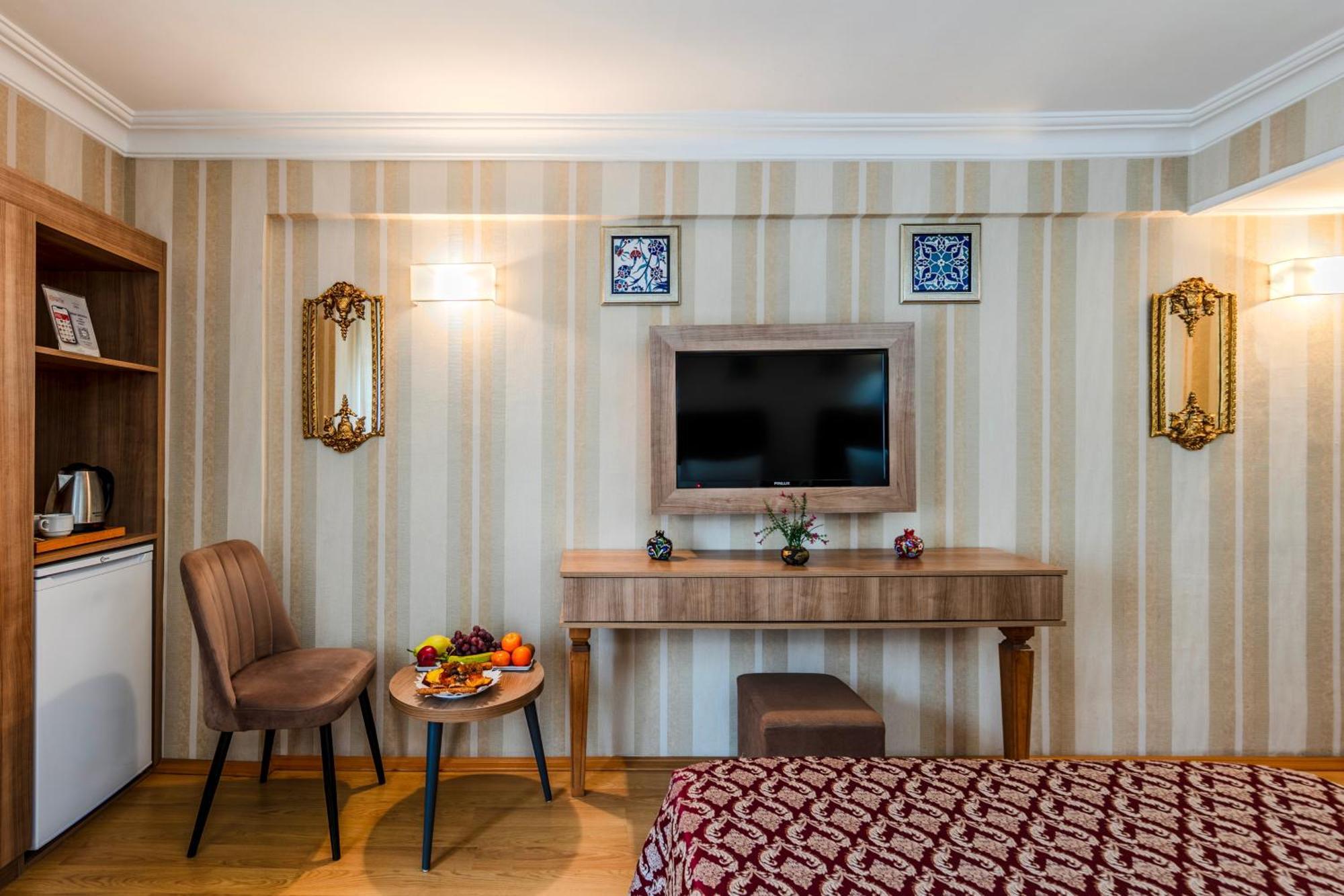 Hamit Hotel Istanbul Exterior foto