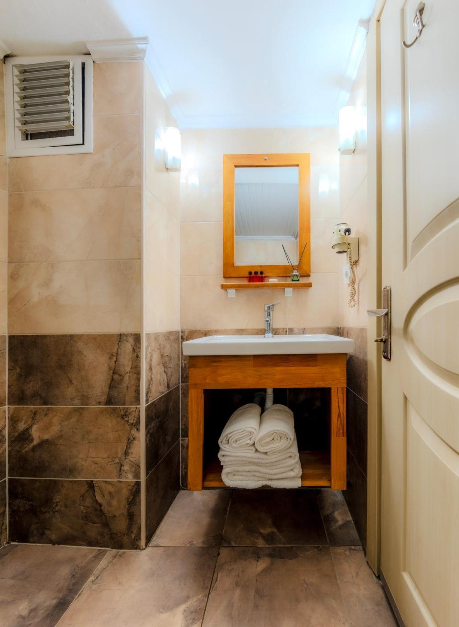 Hamit Hotel Istanbul Exterior foto